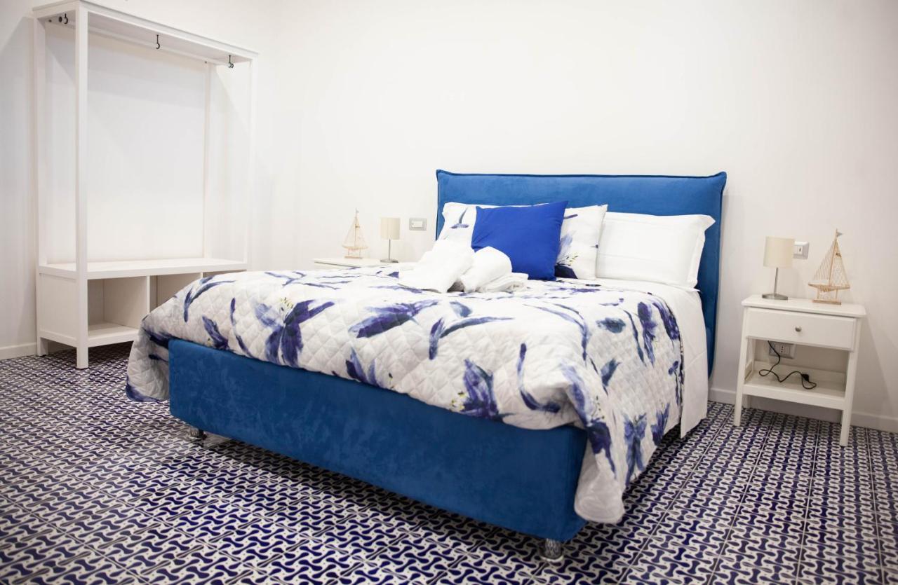 Апартаменты White Blu House - Massa Lubrense Sorrento Экстерьер фото
